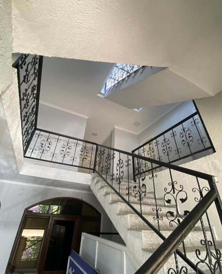 House On Moryakov 55 Aparthotel Chakvi Exterior photo