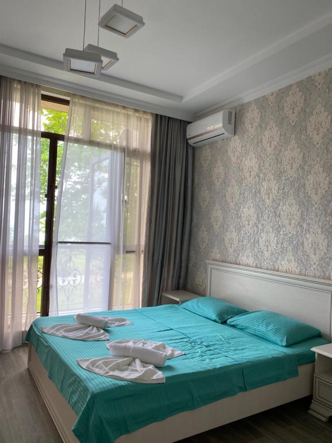 House On Moryakov 55 Aparthotel Chakvi Exterior photo