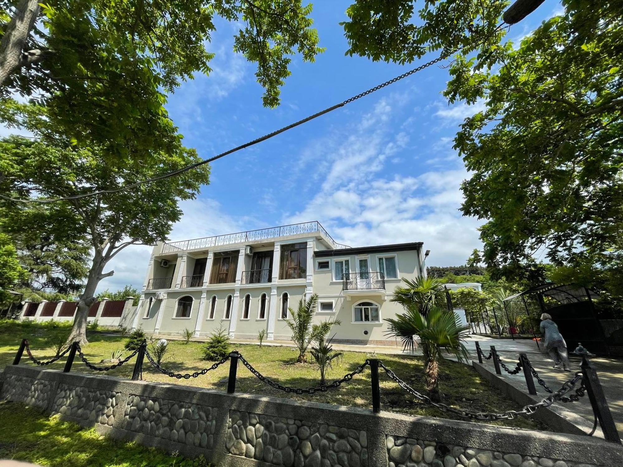 House On Moryakov 55 Aparthotel Chakvi Exterior photo