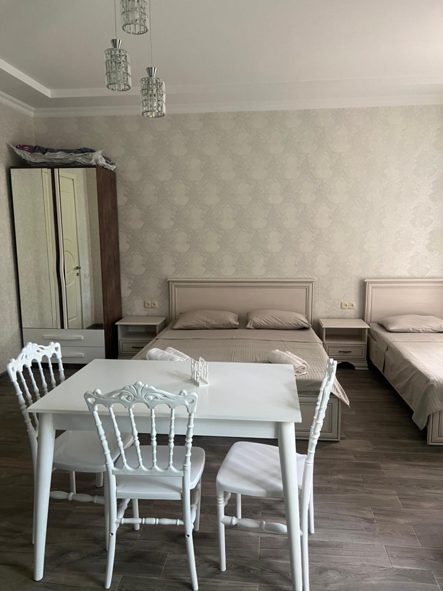 House On Moryakov 55 Aparthotel Chakvi Exterior photo